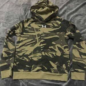 Under Armour Green and Black Camouflage Sweater